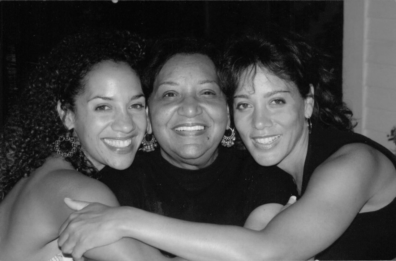 </i><i>.</i><i>.</i>